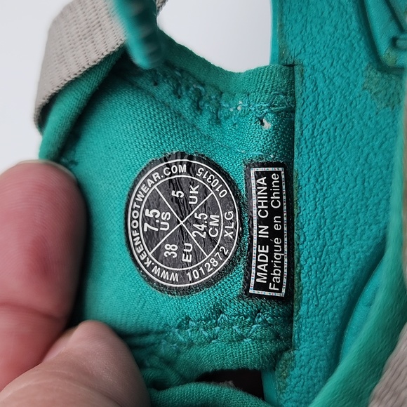 Keen Whisper Natural Gray/Dynasty Green, Women's Size 7.5 - Picture 8 of 8